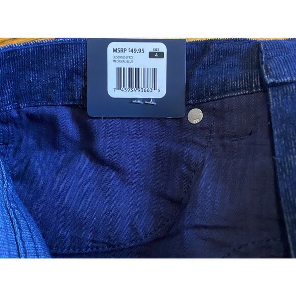 NWT GAP Stretch Denim Jean Shorts Women’s 4 $50 - Picture 3 of 8